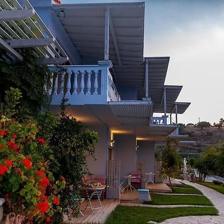 Sunny Place Hotel 3*